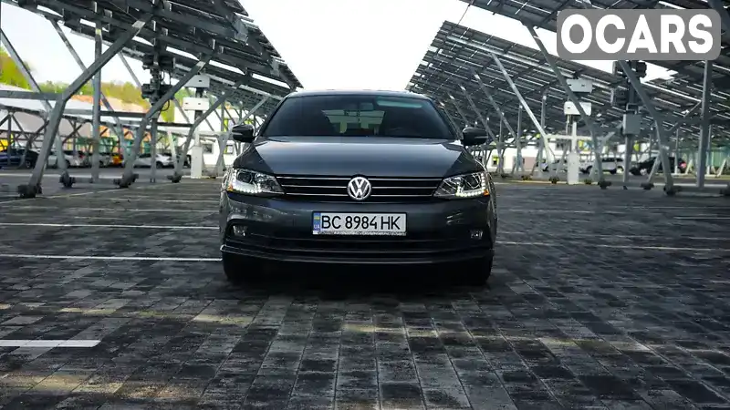Седан Volkswagen Jetta 2015 1.8 л. Автомат обл. Львовская, Львов - Фото 1/21