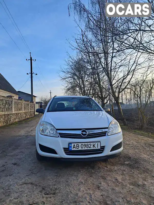 Універсал Opel Astra 2008 1.6 л. Ручна / Механіка обл. Вінницька, Калинівка - Фото 1/21