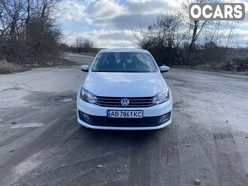 Седан Volkswagen Polo 2016 1.6 л. Ручная / Механика обл. Хмельницкая, Деражня - Фото 1/19