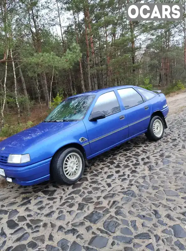 Лифтбек Opel Vectra 1990 1.8 л. Ручная / Механика обл. Ровенская, Костополь - Фото 1/14