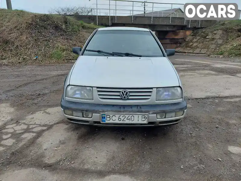 Седан Volkswagen Vento 1996 1.78 л. Ручная / Механика обл. Львовская, Червоноград - Фото 1/19