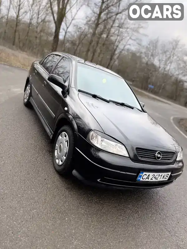 Седан Opel Astra 2006 1.39 л. Ручна / Механіка обл. Черкаська, Звенигородка - Фото 1/16