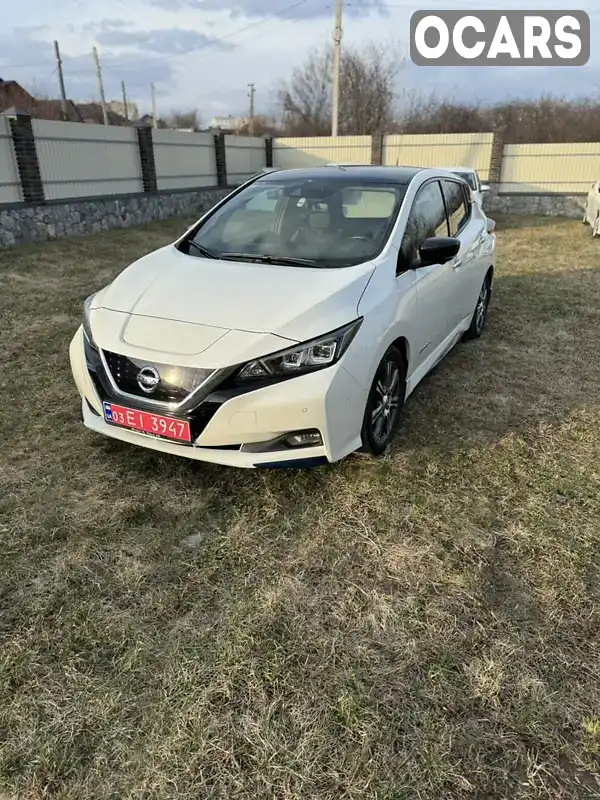 Хэтчбек Nissan Leaf 2018 null_content л. Вариатор обл. Полтавская, Полтава - Фото 1/21