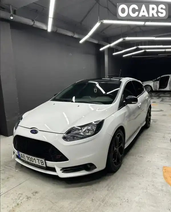 Хэтчбек Ford Focus 2014 2.01 л. обл. Запорожская, Запорожье - Фото 1/13