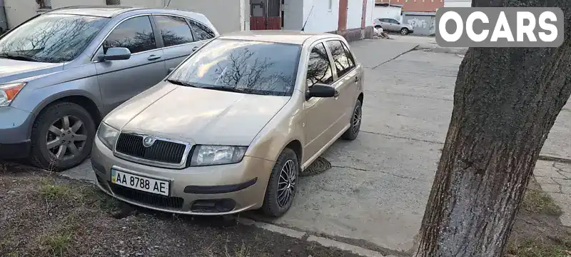 Хетчбек Skoda Fabia 2004 1.2 л. Ручна / Механіка обл. Черкаська, Умань - Фото 1/4