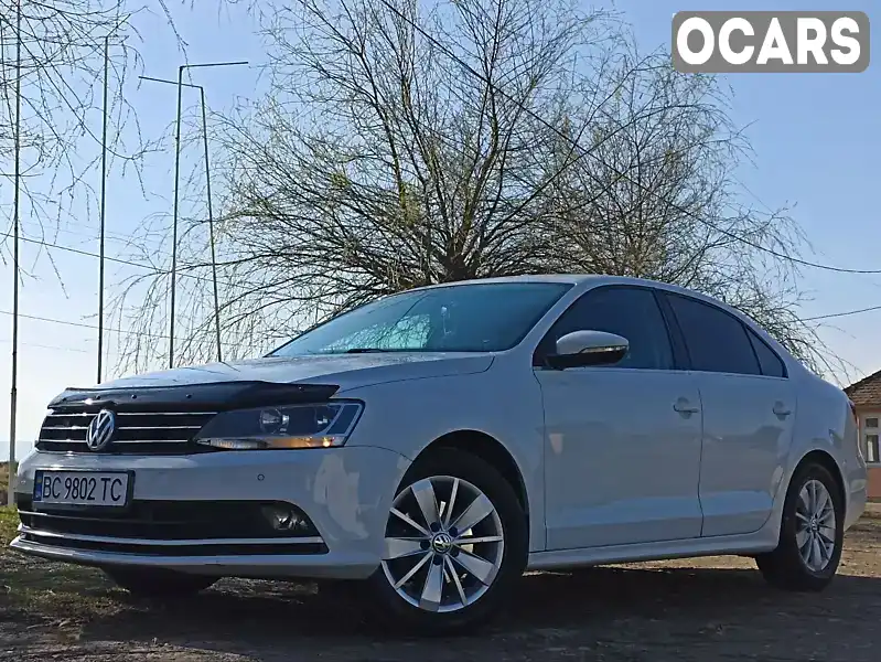 Седан Volkswagen Jetta 2016 1.6 л. Автомат обл. Львівська, Львів - Фото 1/21