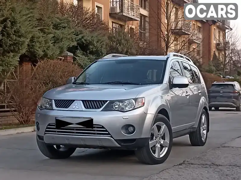 Внедорожник / Кроссовер Mitsubishi Outlander XL 2008 3 л. Автомат обл. Днепропетровская, Днепр (Днепропетровск) - Фото 1/16