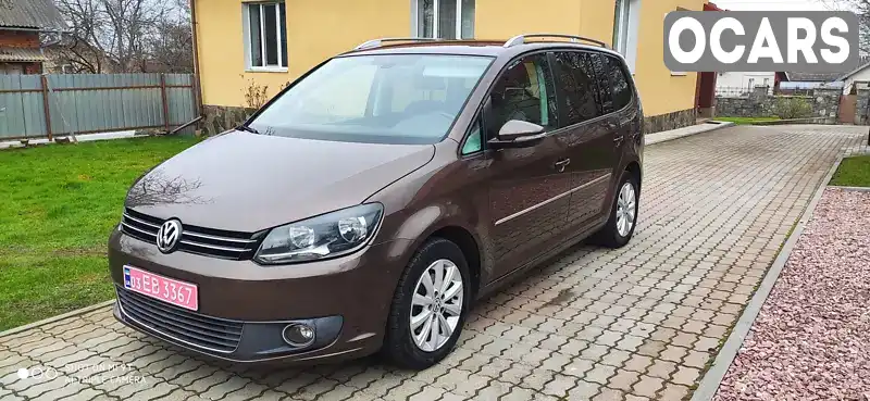 Минивэн Volkswagen Touran 2011 1.6 л. Автомат обл. Львовская, Стрый - Фото 1/21