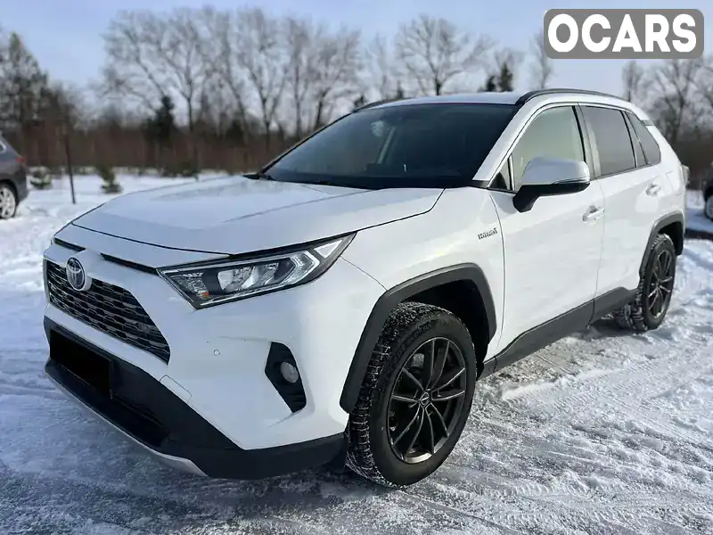 Внедорожник / Кроссовер Toyota RAV4 2019 2.49 л. Автомат обл. Житомирская, Житомир - Фото 1/13