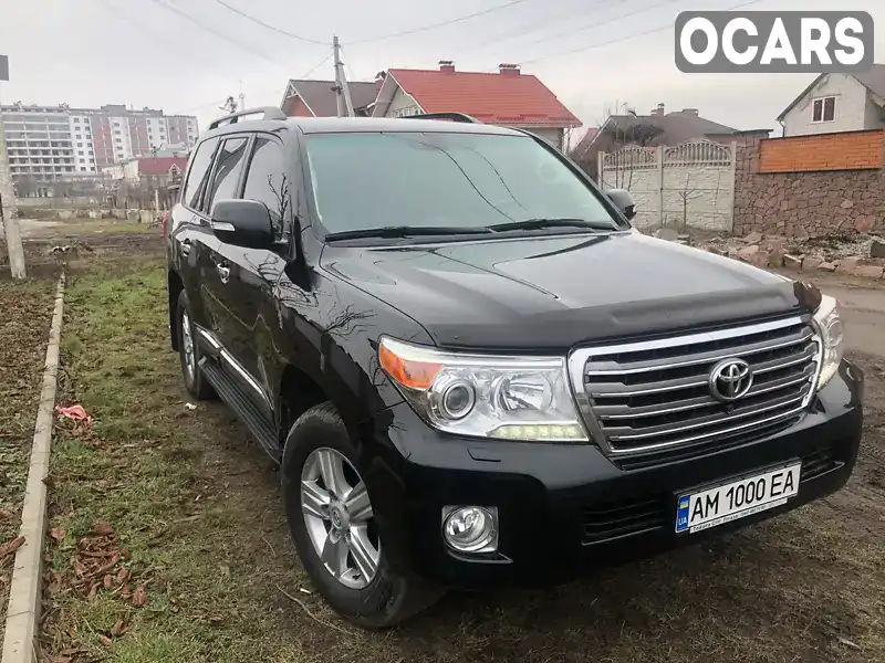 Внедорожник / Кроссовер Toyota Land Cruiser 2013 4.61 л. Автомат обл. Житомирская, Житомир - Фото 1/13