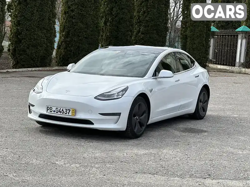 Седан Tesla Model 3 2020 null_content л. Автомат обл. Рівненська, Дубно - Фото 1/21