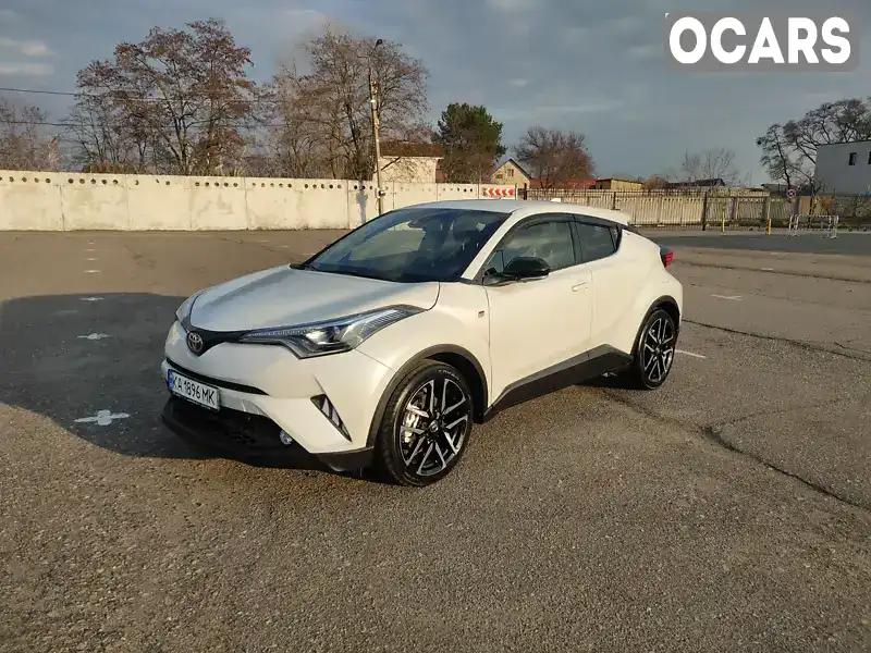 Позашляховик / Кросовер Toyota C-HR 2021 1.8 л. Автомат обл. Київська, Київ - Фото 1/17