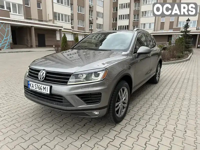 Позашляховик / Кросовер Volkswagen Touareg 2015 3 л. Автомат обл. Київська, Київ - Фото 1/21