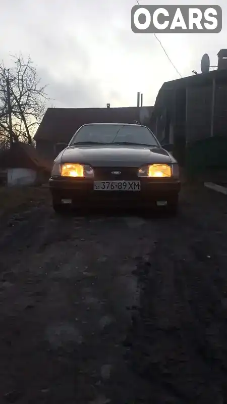 Седан Ford Sierra 1991 2 л. Ручная / Механика обл. Житомирская, Житомир - Фото 1/4