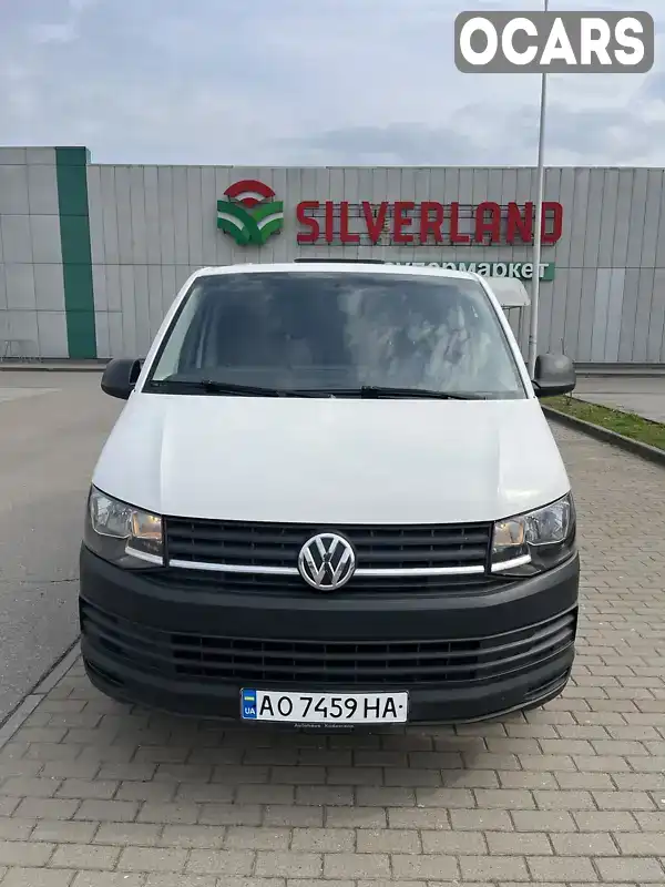 Минивэн Volkswagen Transporter 2016 1.97 л. Ручная / Механика обл. Закарпатская, Хуст - Фото 1/11