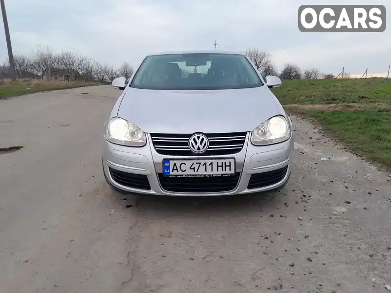 Седан Volkswagen Jetta 2006 1.6 л. Ручна / Механіка обл. Волинська, Горохів - Фото 1/12