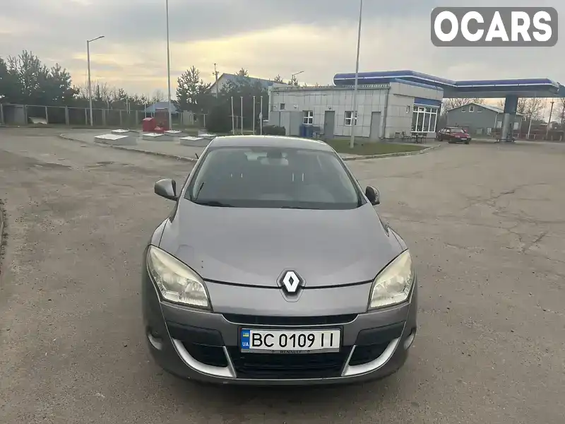 Хэтчбек Renault Megane 2010 1.46 л. обл. Львовская, Самбор - Фото 1/10