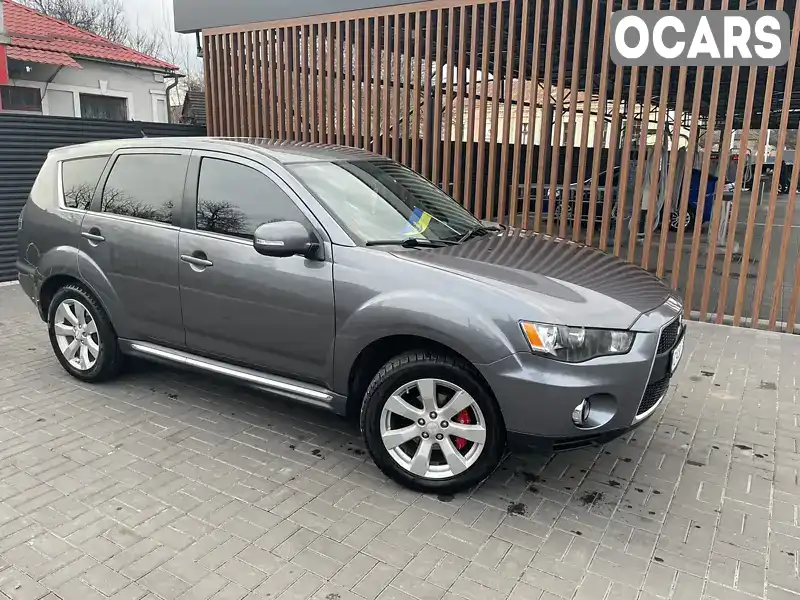 Позашляховик / Кросовер Mitsubishi Outlander 2011 3 л. Автомат обл. Черкаська, Черкаси - Фото 1/10