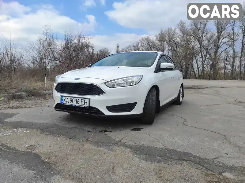 Седан Ford Focus 2015 null_content л. обл. Полтавская, Кременчуг - Фото 1/18