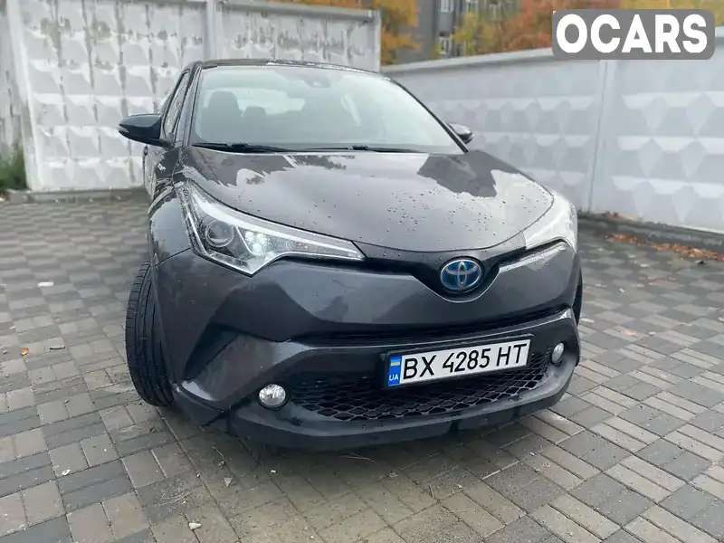 Внедорожник / Кроссовер Toyota C-HR 2019 1.8 л. Робот обл. Хмельницкая, Хмельницкий - Фото 1/21