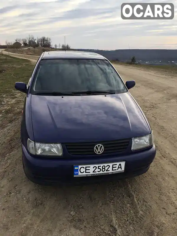 Седан Volkswagen Polo 1996 1.9 л. обл. Чернівецька, Глибока - Фото 1/10