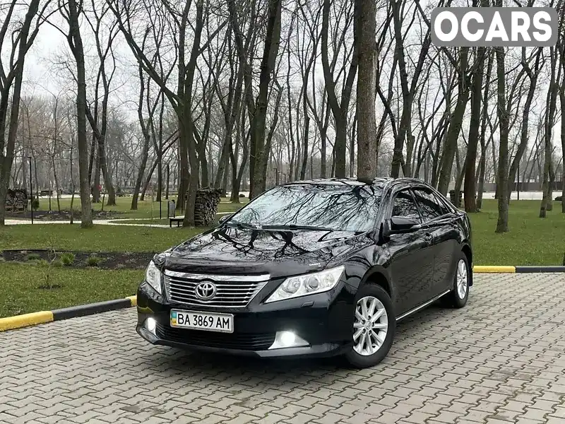 Седан Toyota Camry 2013 2.5 л. Автомат обл. Кіровоградська, Олександрія - Фото 1/21