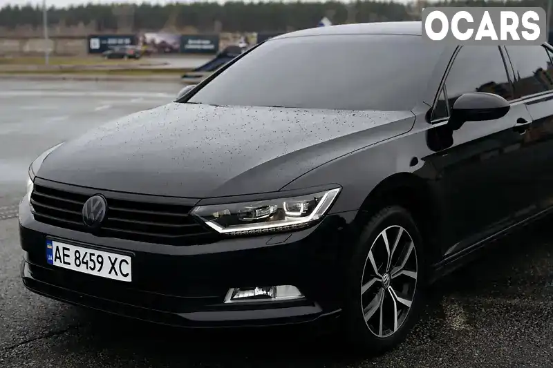 Седан Volkswagen Passat 2018 1.8 л. Робот обл. Київська, Київ - Фото 1/21