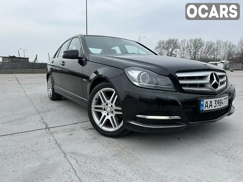 Седан Mercedes-Benz C-Class 2012 1.8 л. Ручная / Механика обл. Киевская, Киев - Фото 1/21