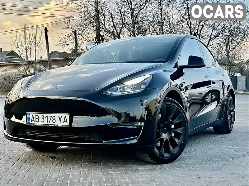 Внедорожник / Кроссовер Tesla Model Y 2021 null_content л. Автомат обл. Винницкая, Винница - Фото 1/21