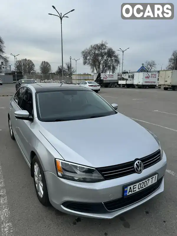 Седан Volkswagen Jetta 2012 2.5 л. Автомат обл. Днепропетровская, Днепр (Днепропетровск) - Фото 1/21