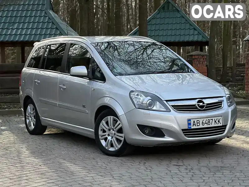 Минивэн Opel Zafira 2010 1.9 л. обл. Винницкая, Винница - Фото 1/21