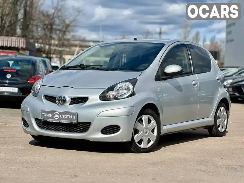 Хэтчбек Toyota Aygo 2009 1 л. Автомат обл. Киевская, Киев - Фото 1/19