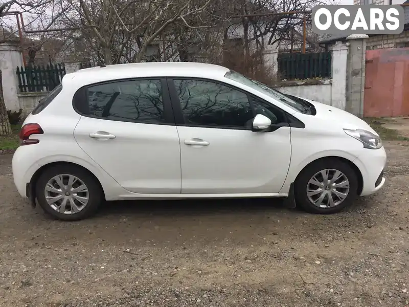 Хэтчбек Peugeot 208 2017 1.2 л. Робот обл. Николаевская, Николаев - Фото 1/21