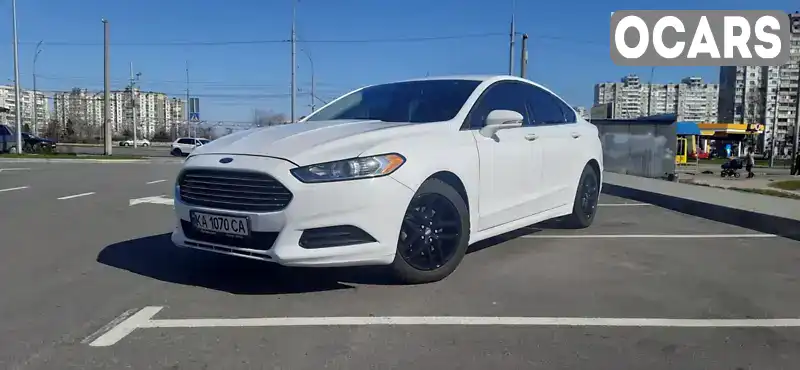 Седан Ford Fusion 2015 2.49 л. Автомат обл. Киевская, Киев - Фото 1/21