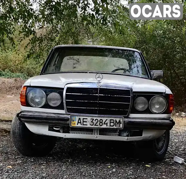 Седан Mercedes-Benz E-Class 1980 2 л. Ручная / Механика обл. Днепропетровская, Кривой Рог - Фото 1/9