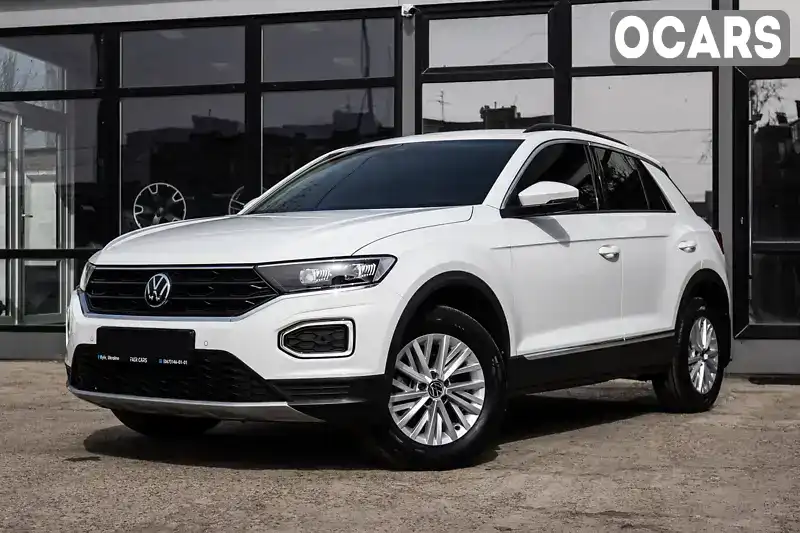 Внедорожник / Кроссовер Volkswagen T-Roc 2021 1.5 л. Автомат обл. Киевская, Киев - Фото 1/21