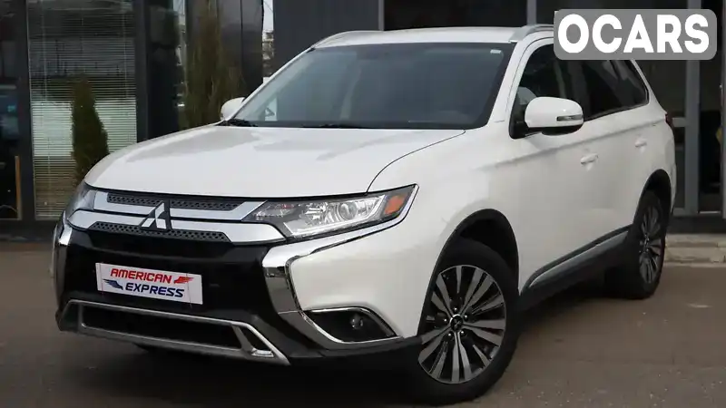 Позашляховик / Кросовер Mitsubishi Outlander 2019 2.36 л. Варіатор обл. Київська, Петропавлівська Борщагівка - Фото 1/21