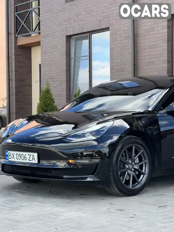 Седан Tesla Model 3 2021 null_content л. обл. Рівненська, Вараш (Кузнецовськ) - Фото 1/21