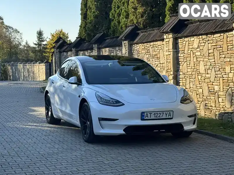 Седан Tesla Model 3 2022 null_content л. Автомат обл. Івано-Франківська, Надвірна - Фото 1/21