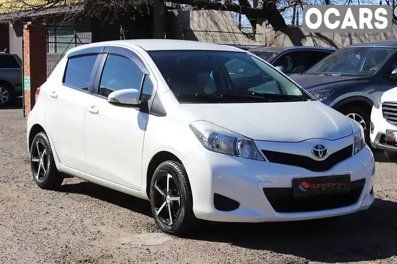 Хэтчбек Toyota Yaris 2011 1 л. Автомат обл. Одесская, Одесса - Фото 1/21