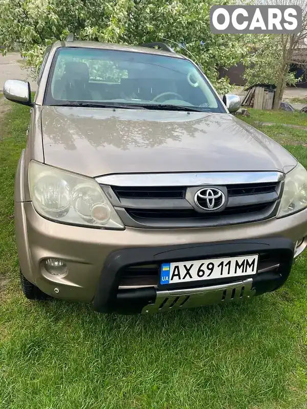 Внедорожник / Кроссовер Toyota Fortuner 2006 2.69 л. Автомат обл. Харьковская, Богодухов - Фото 1/13