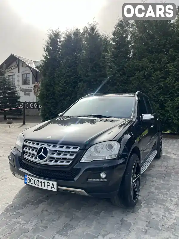 Внедорожник / Кроссовер Mercedes-Benz M-Class 2008 4 л. Автомат обл. Львовская, Новояворовск - Фото 1/21