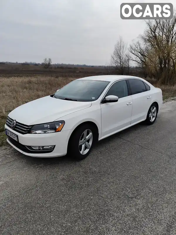 Седан Volkswagen Passat 2015 1.8 л. Автомат обл. Киевская, Борисполь - Фото 1/5