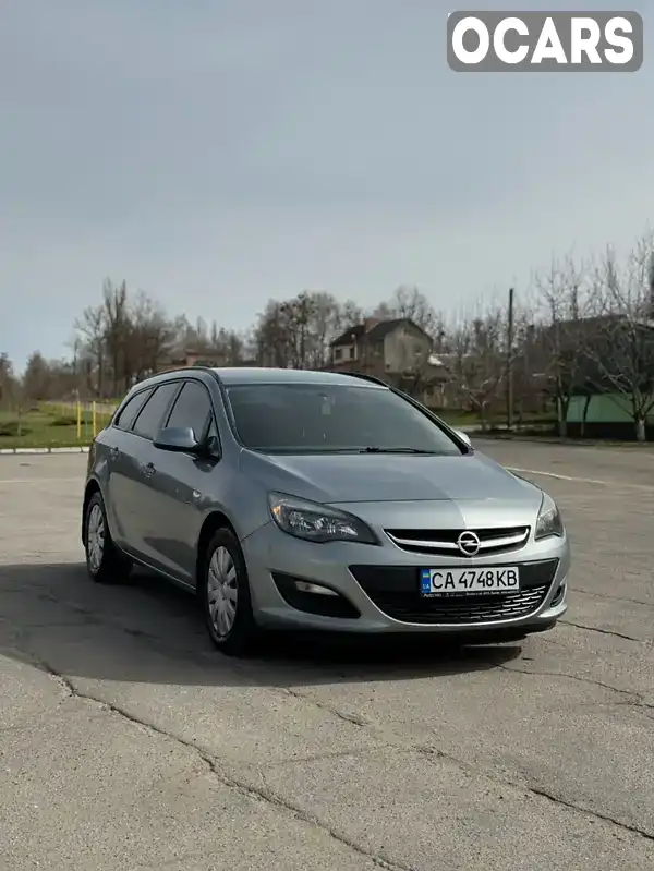 Универсал Opel Astra 2012 1.69 л. Ручная / Механика обл. Черкасская, Черкассы - Фото 1/19
