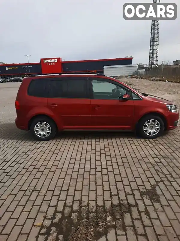 Мінівен Volkswagen Touran 2013 1.6 л. Ручна / Механіка обл. Вінницька, Вінниця - Фото 1/11