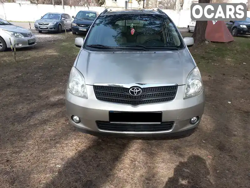 Минивэн Toyota Corolla Verso 2002 2 л. Ручная / Механика обл. Киевская, Киев - Фото 1/17