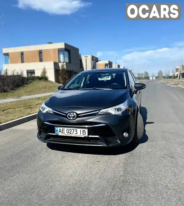 Седан Toyota Avensis 2016 1.8 л. Варіатор обл. Дніпропетровська, Дніпро (Дніпропетровськ) - Фото 1/17