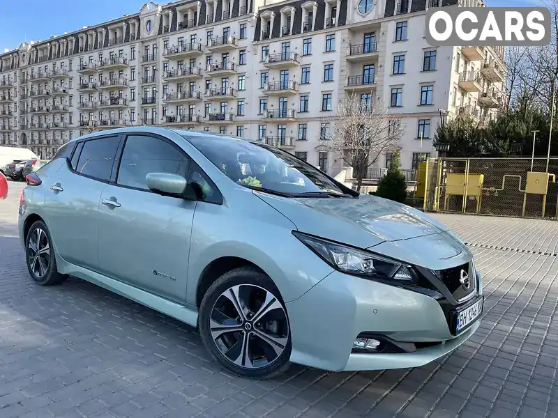 Хэтчбек Nissan Leaf 2018 null_content л. обл. Одесская, Одесса - Фото 1/16