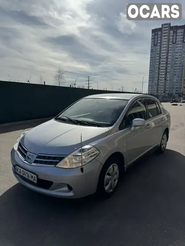 Седан Nissan TIIDA 2012 1.5 л. Варіатор обл. Київська, Київ - Фото 1/21