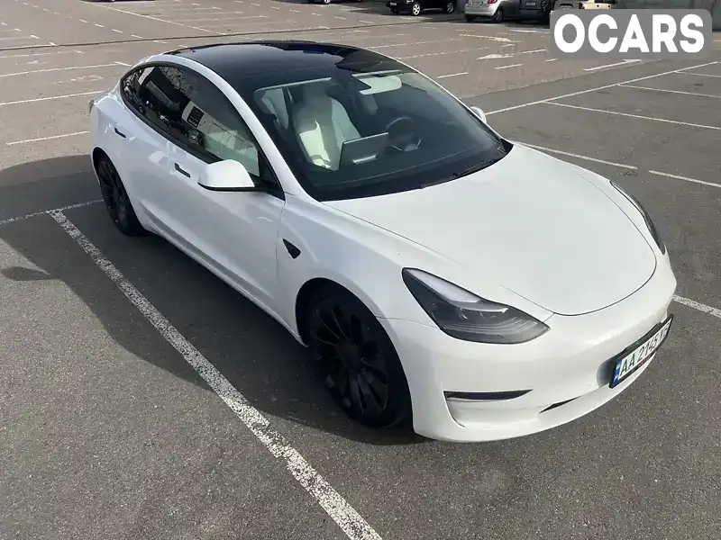 Седан Tesla Model 3 2022 null_content л. обл. Киевская, Киев - Фото 1/18